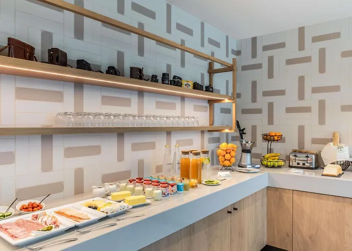  Mercure Paris Boulogne Pont De Saint Cloud