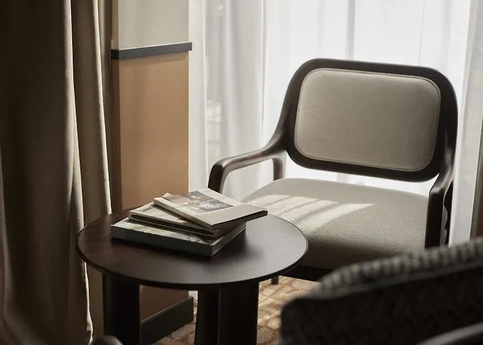 Le Parchamp, a Tribute Portfolio Hotel, Paris Boulogne